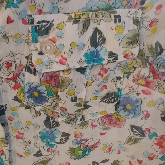 American Rag Cie Tan Floral Crop 3/4 Button Roll Up Tap Sleeves Blouse Size S - Picture 10 of 12